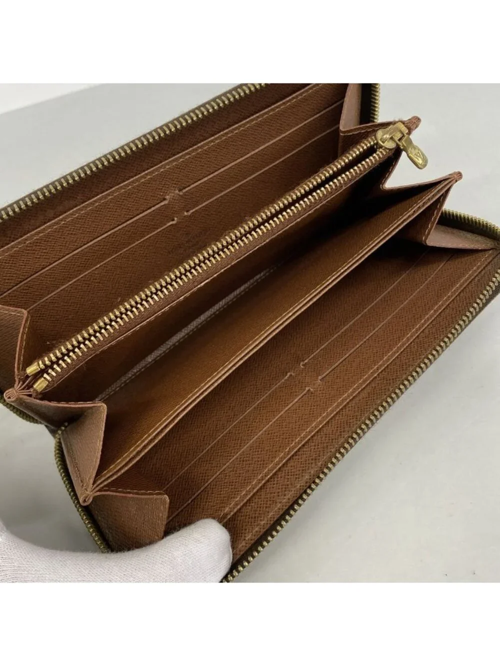Louis Vuitton Wallet Monogram Zippy Brown